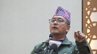 <span class='c1'>विद्रोह गर्नुभन्दा चुनावमै जानु उपयुक्त</span> <span class='c2'>ठान्यौं : अध्यक्ष लिङ्देन</span>