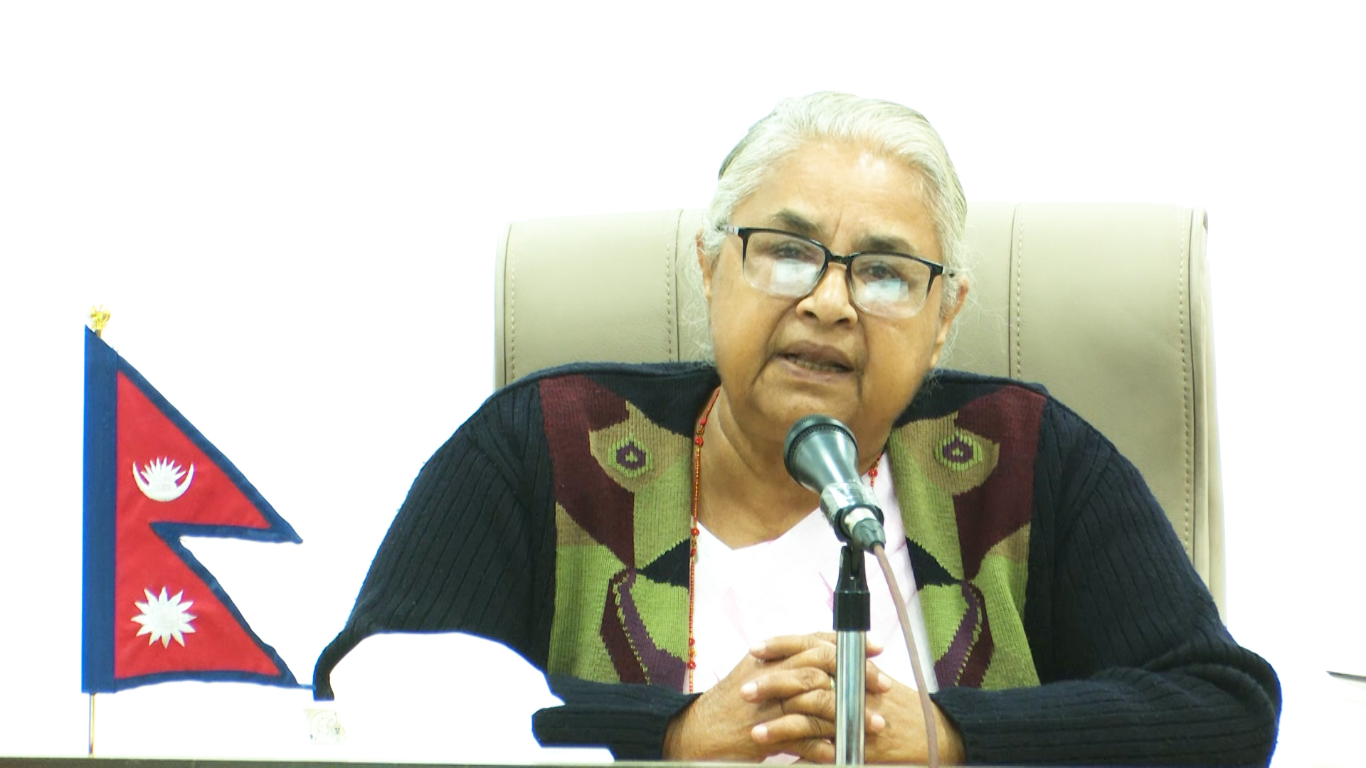 <span class='c1'>प्रजातन्त्र र लोकतन्त्रको मार्गमा अघि बढ्न</span> <span class='c2'>निरन्तर अभ्यास आवश्यक : प्रधानमन्त्री</span>