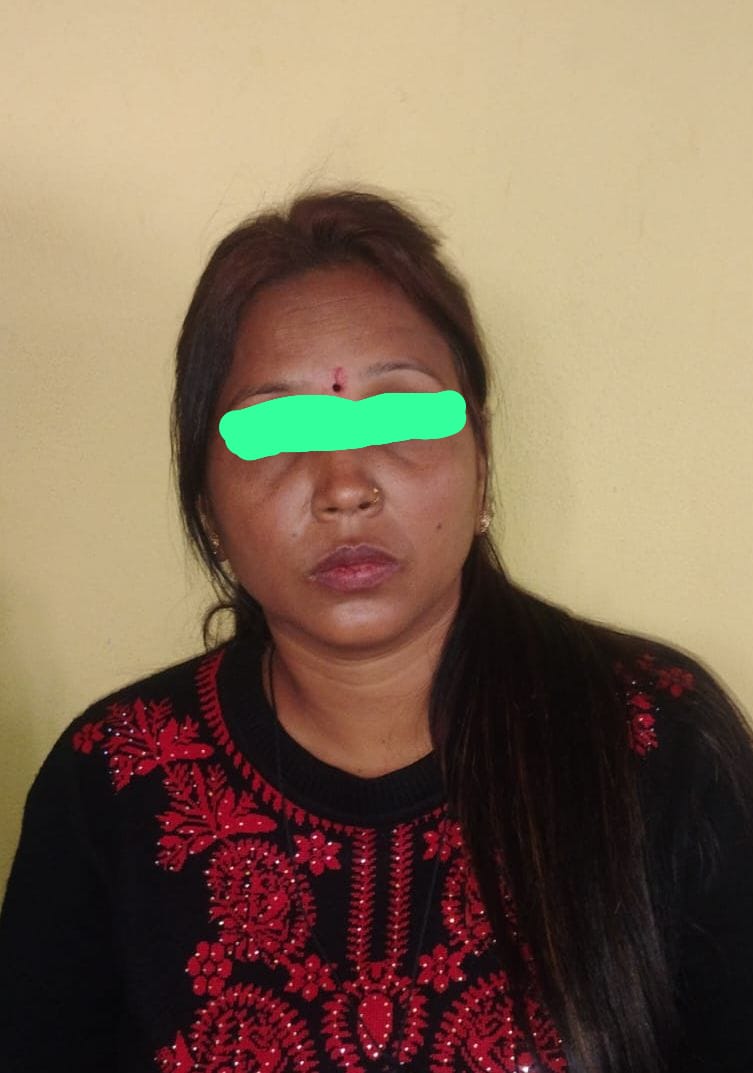 <span class='c1'>सीआईबीको ‘असई’ बनेर ठगी</span> <span class='c2'>गर्ने महिला रौतहटबाट पक्राउ</span>