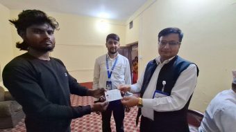 <span class='c1'>रङ्गेलीमा घुम्ती शिविरबाट नागरिकता, दुईजनाले</span> <span class='c2'>आमाको नाम बाट लिए</span>