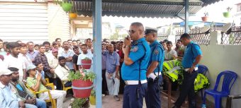 <span class='c1'>“सुरक्षित चालक” अभियान अन्तर्गत विराटनगरका सिटी</span> <span class='c2'>सफारी चालकलाई  पोशाक वितरण</span>