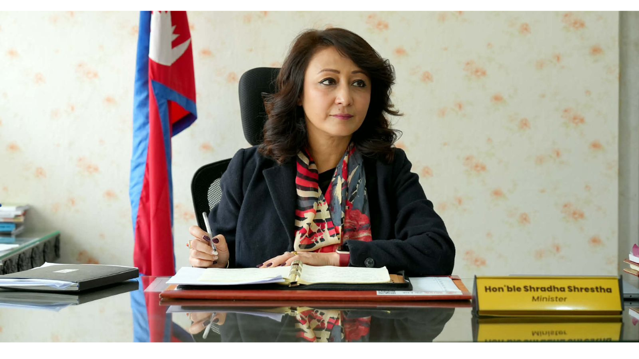 <span class='c1'>मन्त्री श्रेष्ठले गरिन १००</span> <span class='c2'>दिनको प्रगति विवरण सार्वजनिक</span>