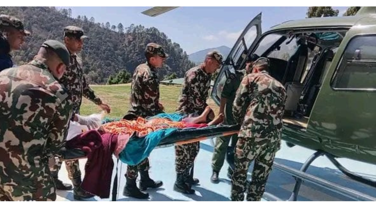 <span class='c1'>हेलिकप्टरमार्फत उद्वार गरिएकी महिला</span> <span class='c2'>र नवजात शिशुको निधन</span>