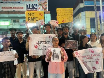 <span class='c1'>इनिसा विक हत्याको विरोधमा</span> <span class='c2'>विराटनगरमा दीप प्रज्वलन</span>