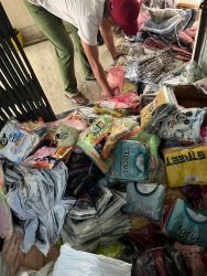 <span class='c1'>विराटनगर सरौचियाबाट सात लाख</span> <span class='c2'>बराबरको कपडा बरामद</span>