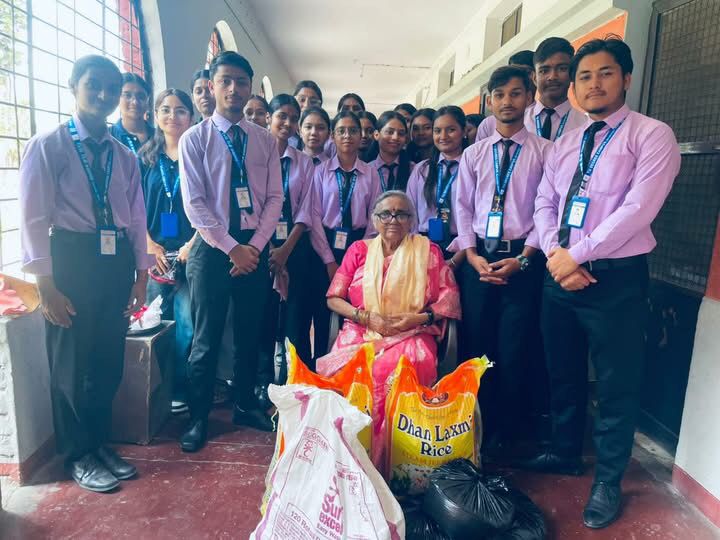 <span class='c1'>डिग्री क्याम्पसका विद्यार्थीद्वारा पूर्वाञ्चल</span> <span class='c2'>बाल सेवा आश्रमलाई सहयोग</span>