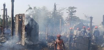 <span class='c1'>मोरङको बूढीगंगामा आगलागीबाट मुसहर बस्तीको</span> <span class='c2'>११ घर जलेर नष्ट</span>