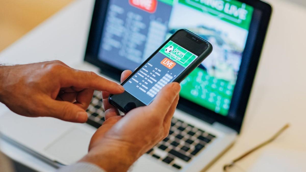 <span class='c1'>सट्टेबाजी एप र वेबसाइटमा पूर्ण</span> <span class='c2'>प्रतिबन्ध, चलाए जेल सजाय हुने</span>