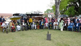 <span class='c1'>सिंहदरबार परिसरमा वृक्षारोपण :</span> <span class='c2'>फुर्सदिला मन्त्रीहरु उत्साहपूर्वक सहभागि</span>