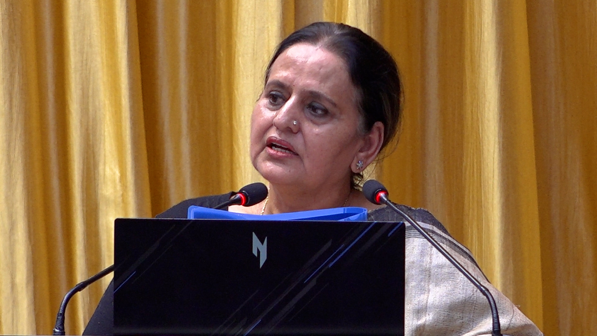 <span class='c1'>सक्षम र सफल महिलाहरुले आफ्नो नेतृत्व क्षमता</span> <span class='c2'>बढाउन जरुरी छ : महान्यायाधिवक्ता भण्डारी</span>