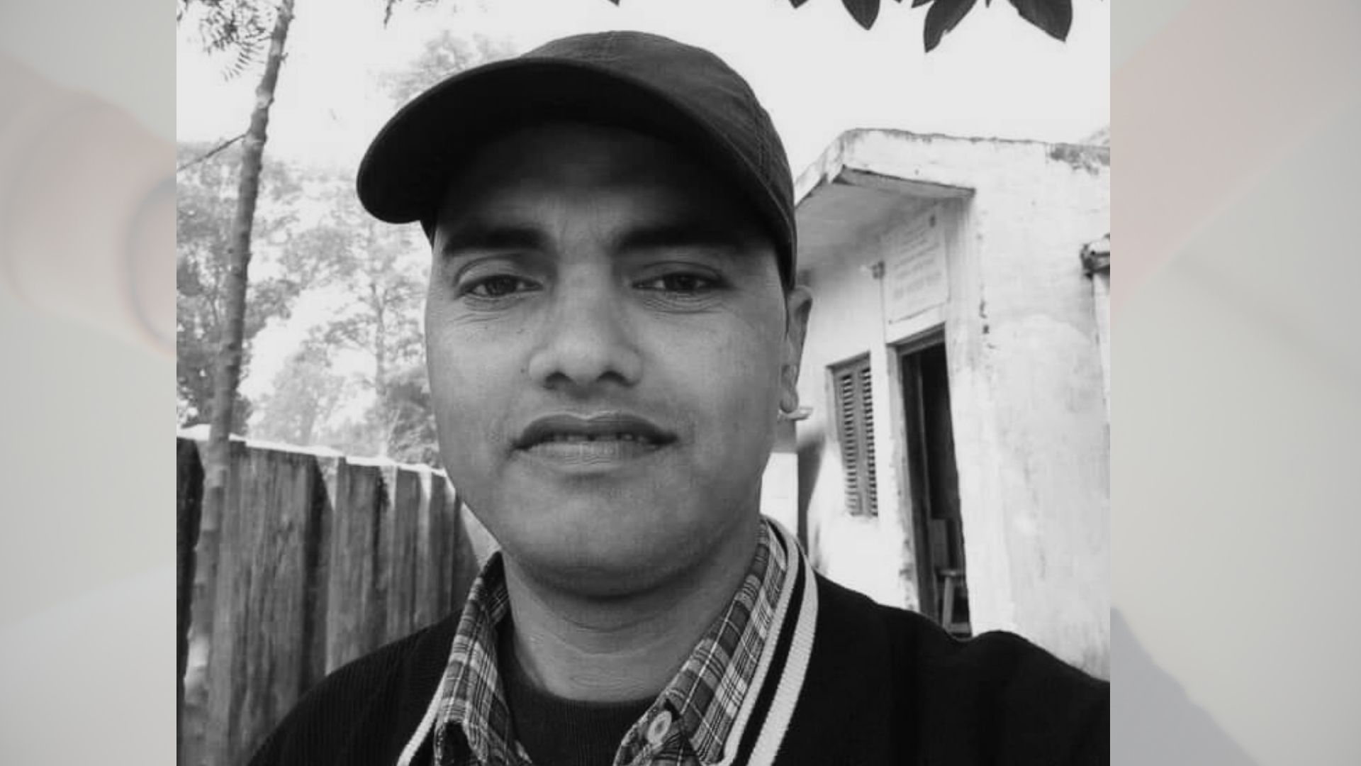 <span class='c1'>सर्लाहीमा अचानक बेहोस भएका</span> <span class='c2'>मतदान अधिकृतको मृत्यु</span>