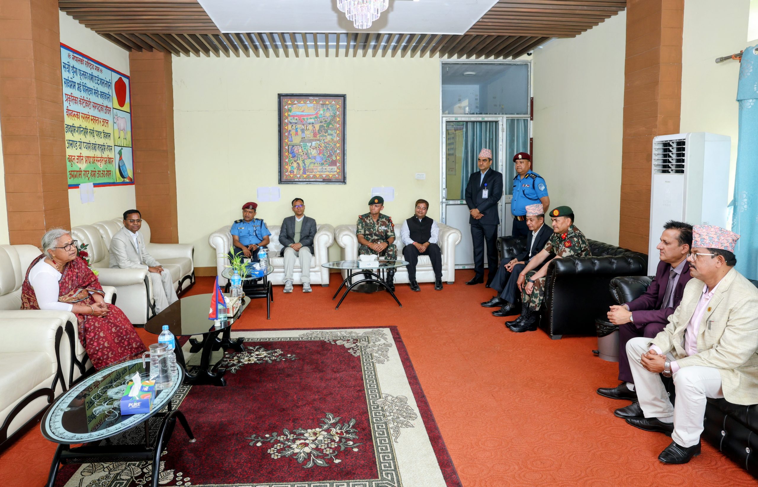 <span class='c1'>मधेस पुगेर प्रधानमन्त्रीले दिइन</span> <span class='c2'>निर्वाचन सफल बनाउनेहरुलाई धन्यवाद</span>