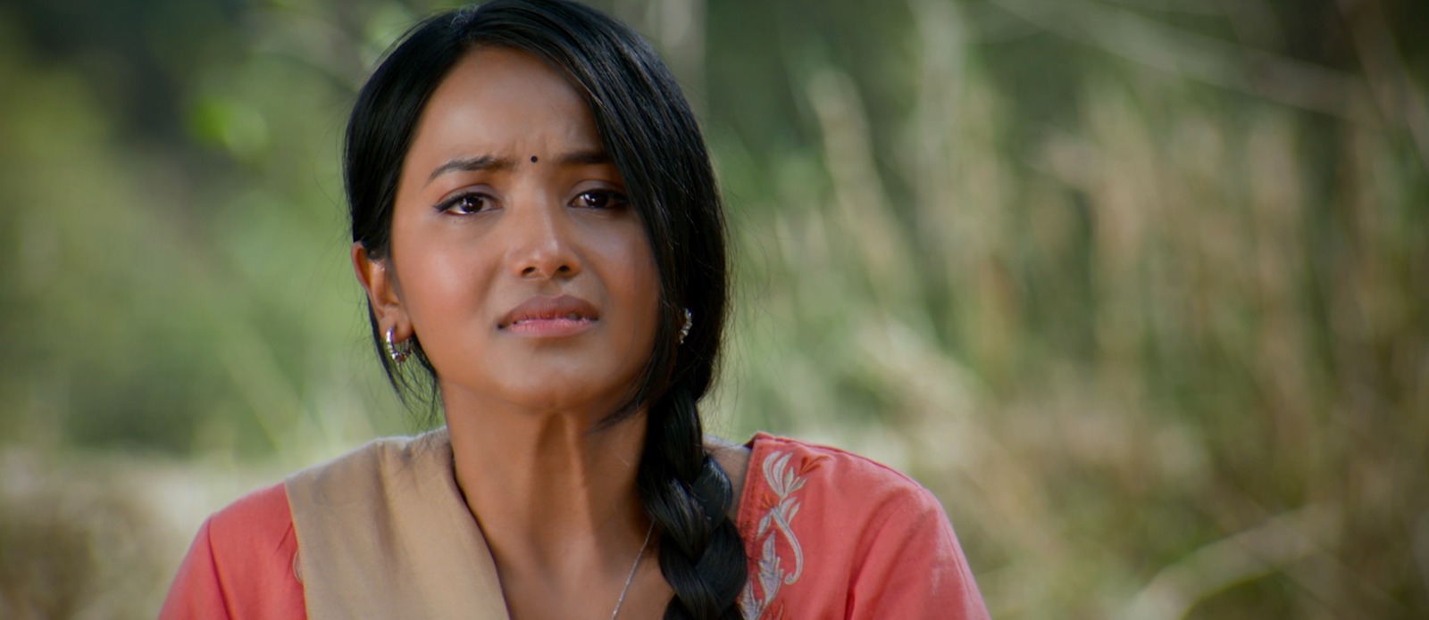 <span class='c1'>नयाँ वर्षमा प्रदर्शन हुने</span> <span class='c2'>‘पहाड’ काे टिजर सार्वजनिक</span>