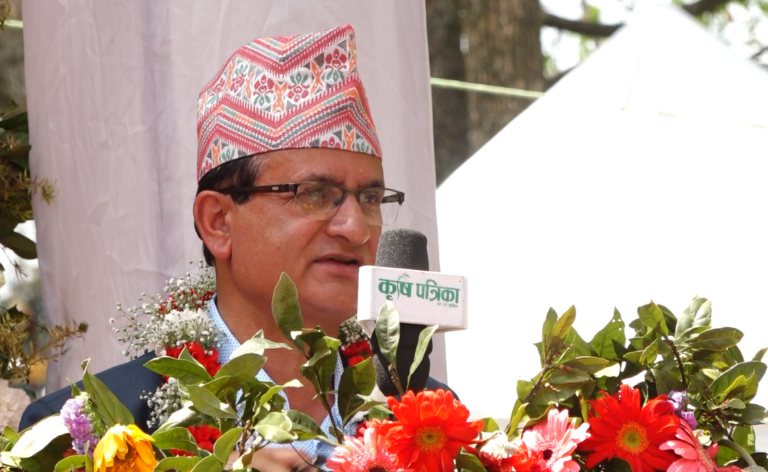 <span class='c1'>‘पुष्प व्यवसायलाई विदेशी बजारसँग प्रतिस्पर्धा</span> <span class='c2'>गर्नसक्ने क्षमता विकास गर्न आवश्यक’</span>