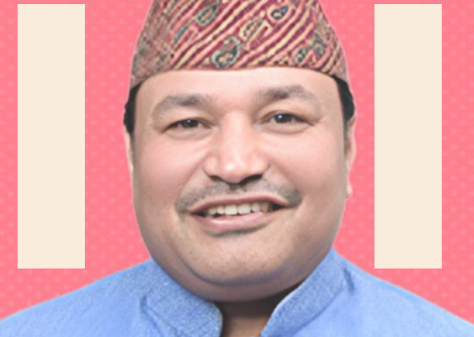 <span class='c1'>पर्सा २ का उम्मेदवार मनोज</span> <span class='c2'>चौधरीसहित चार जना पक्राउ</span>