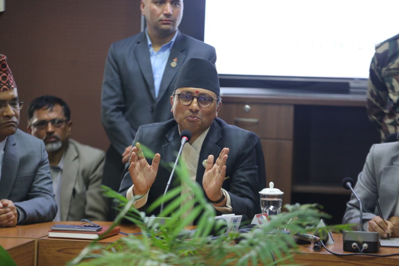 <span class='c1'>नवनियुक्त अर्थमन्त्री स्वर्णिम वाग्लेले</span> <span class='c2'>गरे तीनवटा महत्वपूर्ण निर्णय</span>