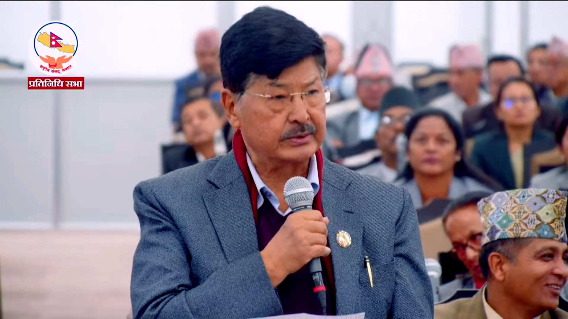 <span class='c1'>आदिवासीमाथि भएको विभेद सच्याउन</span> <span class='c2'>सरकारसँग सांसद तामाङको माग</span>