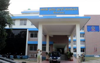 <span class='c1'>कोशीबाट लागू औषध ‘ब्राउन</span> <span class='c2'>सुगर’सहित ११ जना पक्राउ</span>