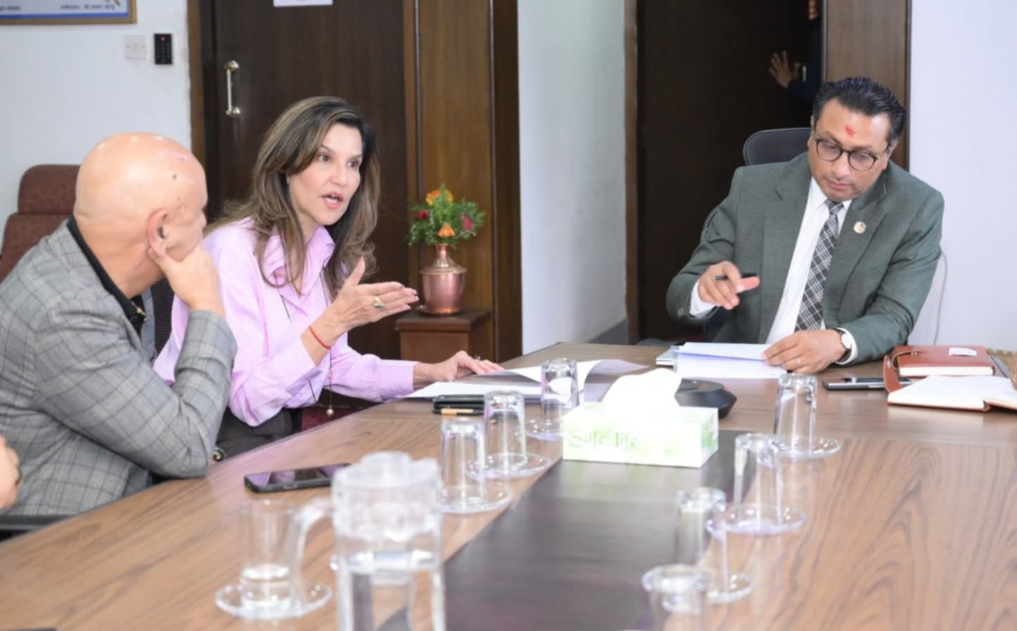 <span class='c1'>नाइमाद्वारा अटोमोबाइल क्षेत्र सुधारका लागि</span> <span class='c2'>अर्थमन्त्रीलाई नीतिगत सुझाव पेश</span>