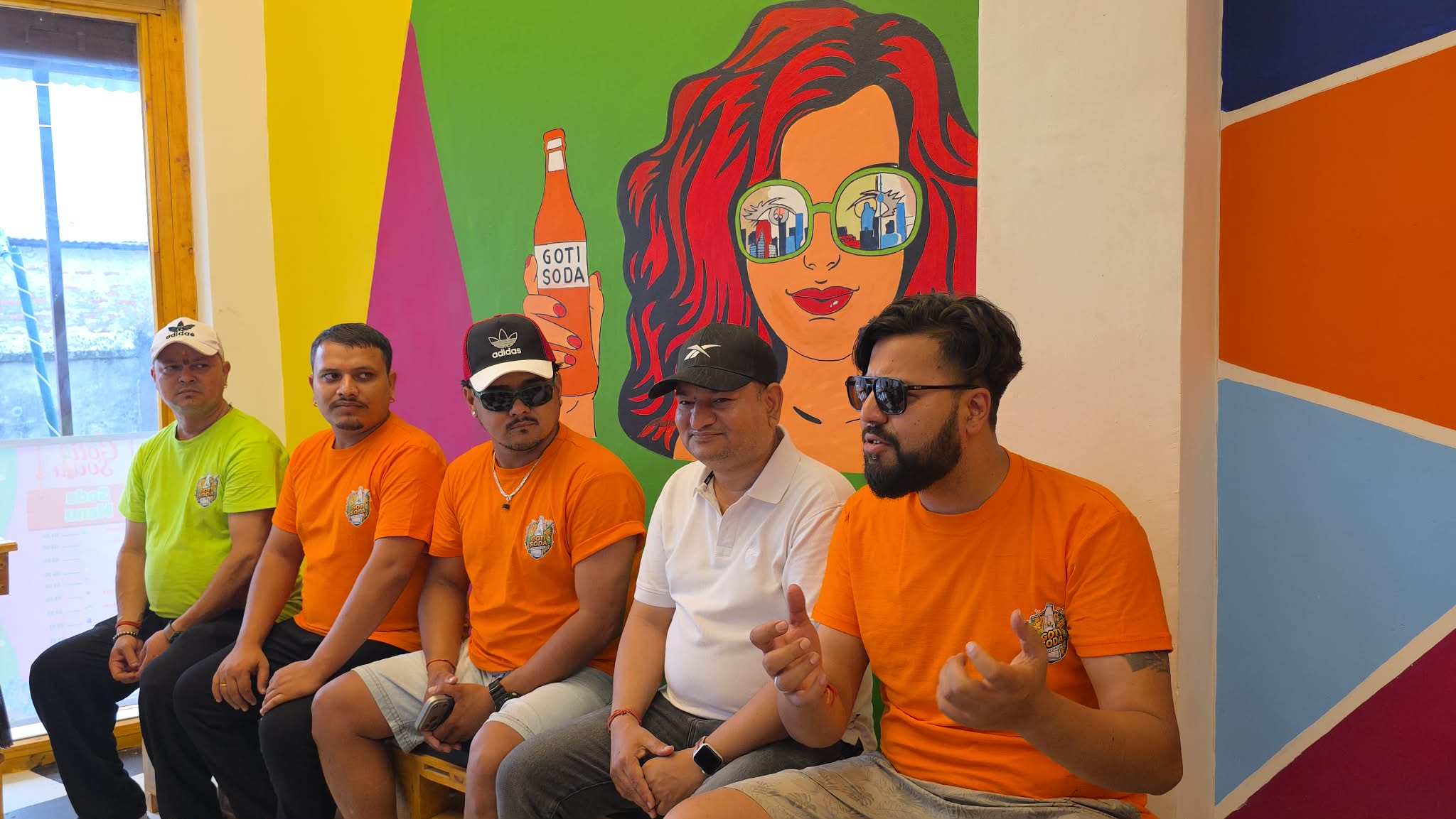 <span class='c1'>विराटनगरको गर्मीमा ५ युवाको</span> <span class='c2'>लगानीमा ‘गोटी सोडा’ संचालनमा</span>