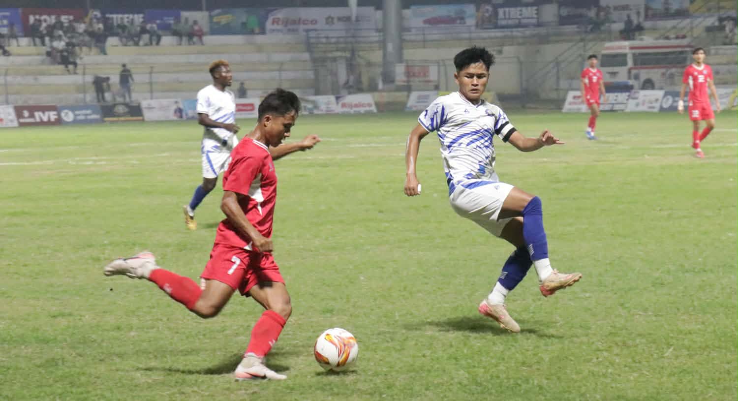 <span class='c1'>विराट गोल्डकप, पुलिसलाई हराउँदै</span> <span class='c2'>झापा ११ फाइनलमा</span>