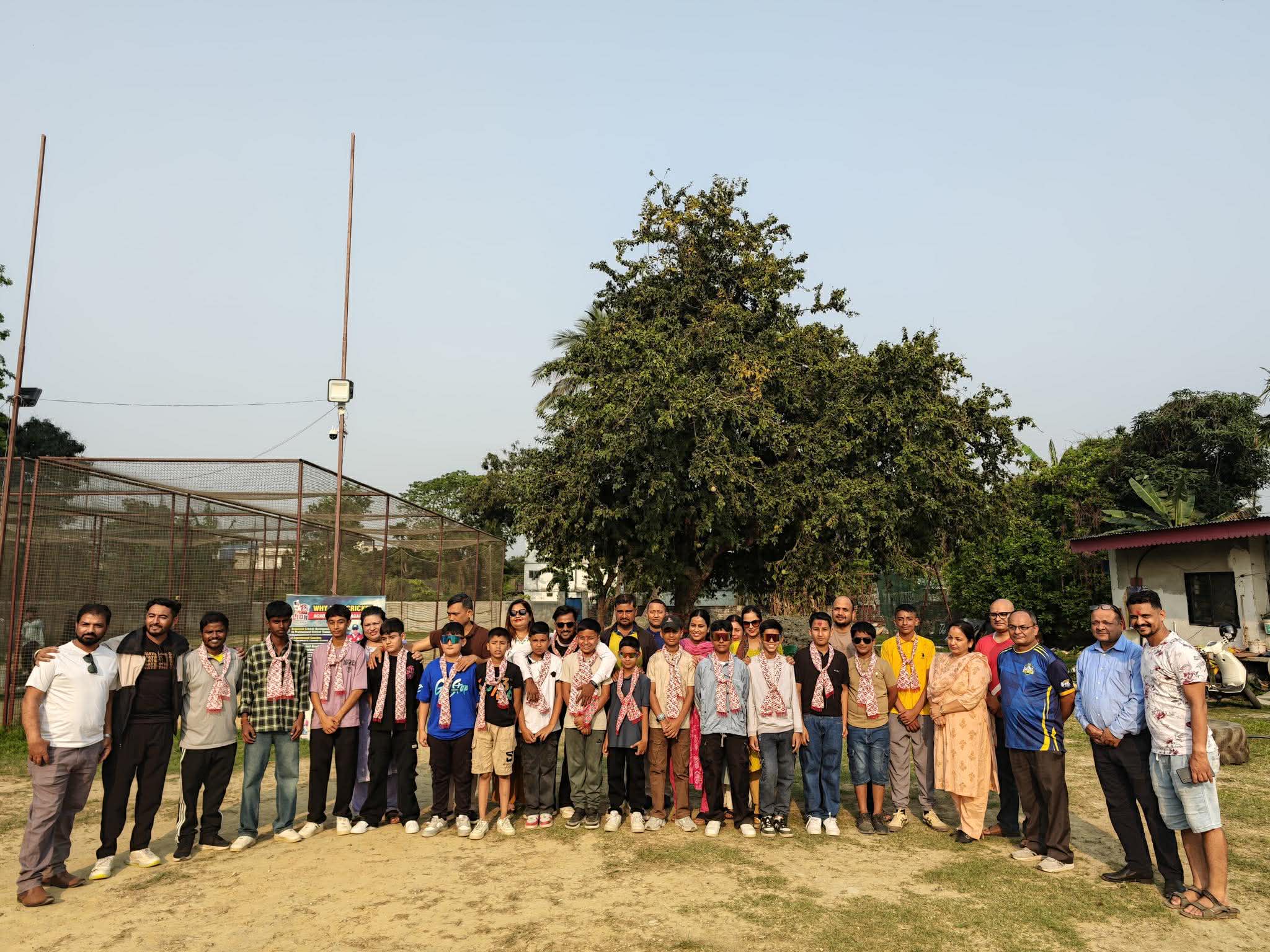 <span class='c1'>लायन्स एकेडेमीको टोली इन्डो–नेपाल अन्डर–१३</span> <span class='c2'>क्रिकेटका लागि झापा प्रस्थान</span>