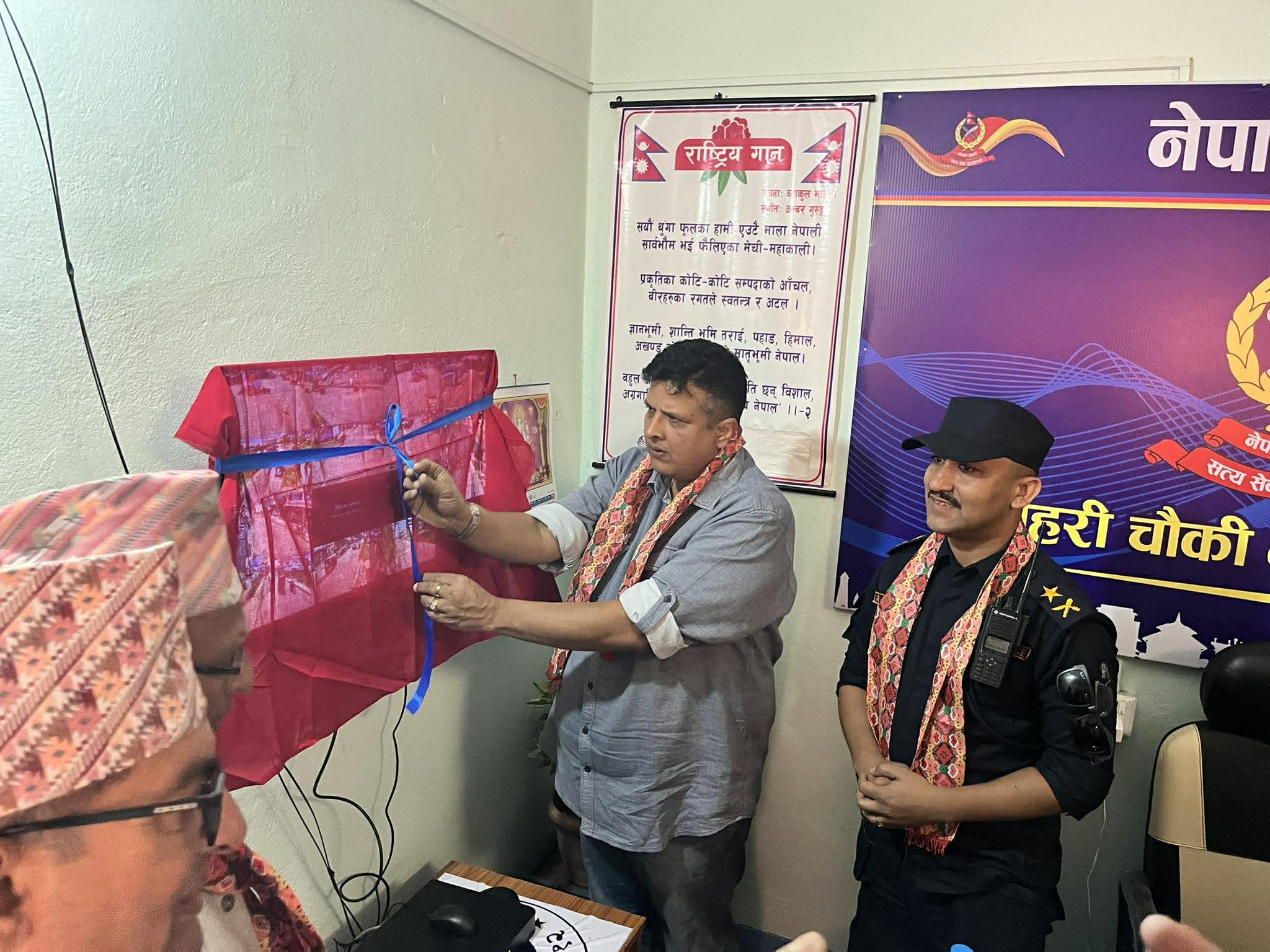 <span class='c1'>विराटनगरमा युवाहरूको पहल: १८</span> <span class='c2'>स्थानमा सिसिटिभि क्यामरा जडान</span>