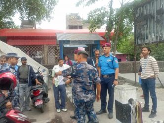 <span class='c1'>अवैध निकासी गर्न नसकेपछि विराटनगरका</span> <span class='c2'>व्यापारीलाई स्याउ व्यवस्थापन गर्नै हम्बे</span>