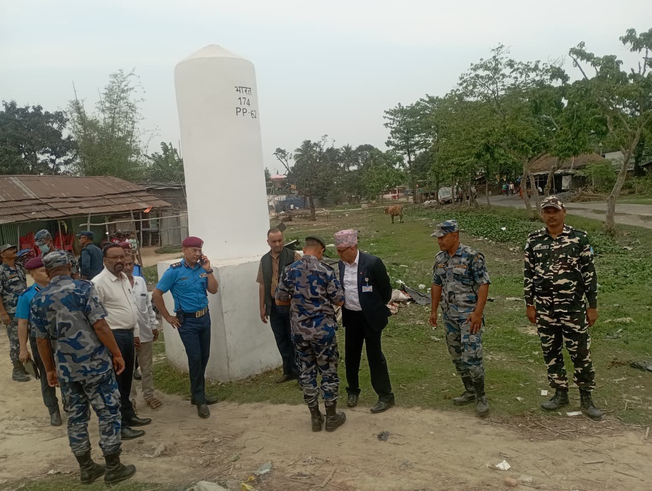 <span class='c1'>मोरङमा सीमा कडाई भएपछि</span> <span class='c2'>छोटी भन्सारको माग</span>