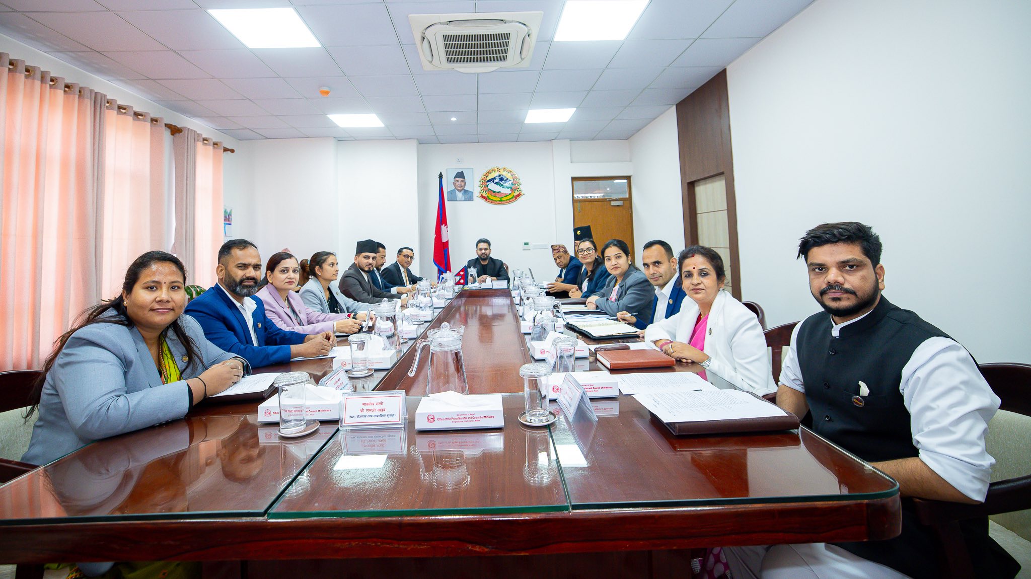 <span class='c1'>मन्त्रिपरिषद् बैठक :गृहमन्त्रीबारे कुनै निर्णय भएन,</span> <span class='c2'>मुख्य पाँच निर्णय यस्ता छन्</span>