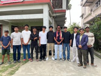 <span class='c1'>क्रिकेटर ललित राजवंशी विराटनगरमा वल्ड लिंक</span> <span class='c2'>सेवाबारे ग्राहकसँग प्रत्यक्ष जानकारी लिँदै</span>