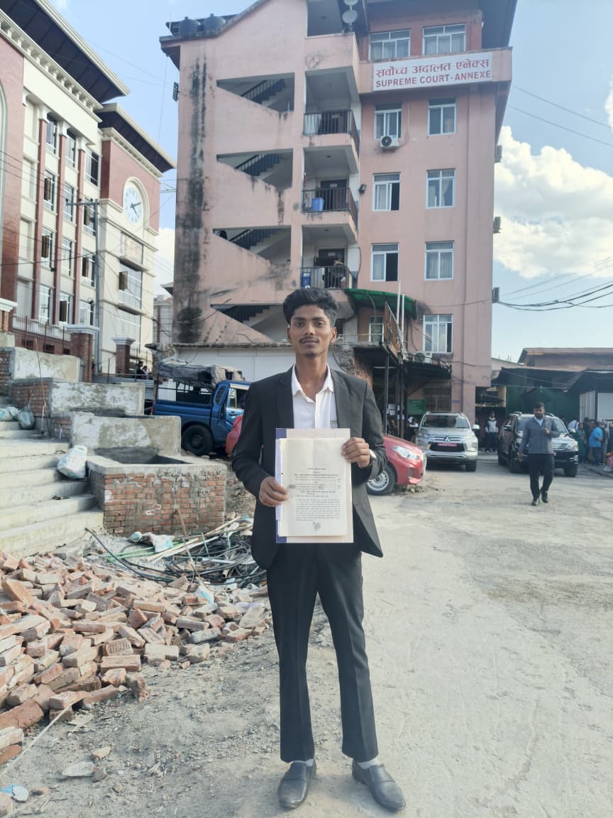 <span class='c1'>सरकारी विज्ञापन नीति</span> <span class='c2'>विरुद्ध सर्वोच्चमा रिट</span>