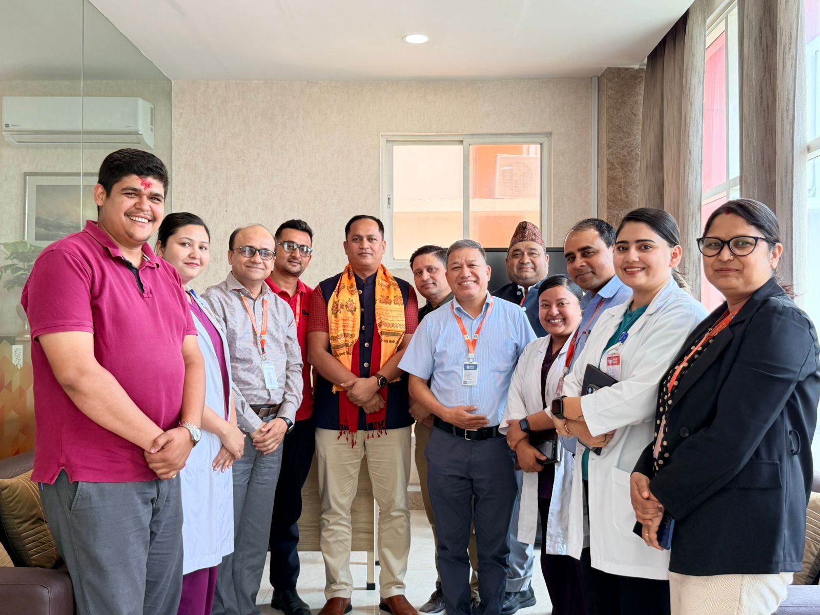 <span class='c1'>बिराट मेडिकल कलेजको एशोसिएट हस्पिटल डाइरेक्टरमा</span> <span class='c2'>प्रा. डा. रोहितप्रसाद यादव नियुक्त</span>