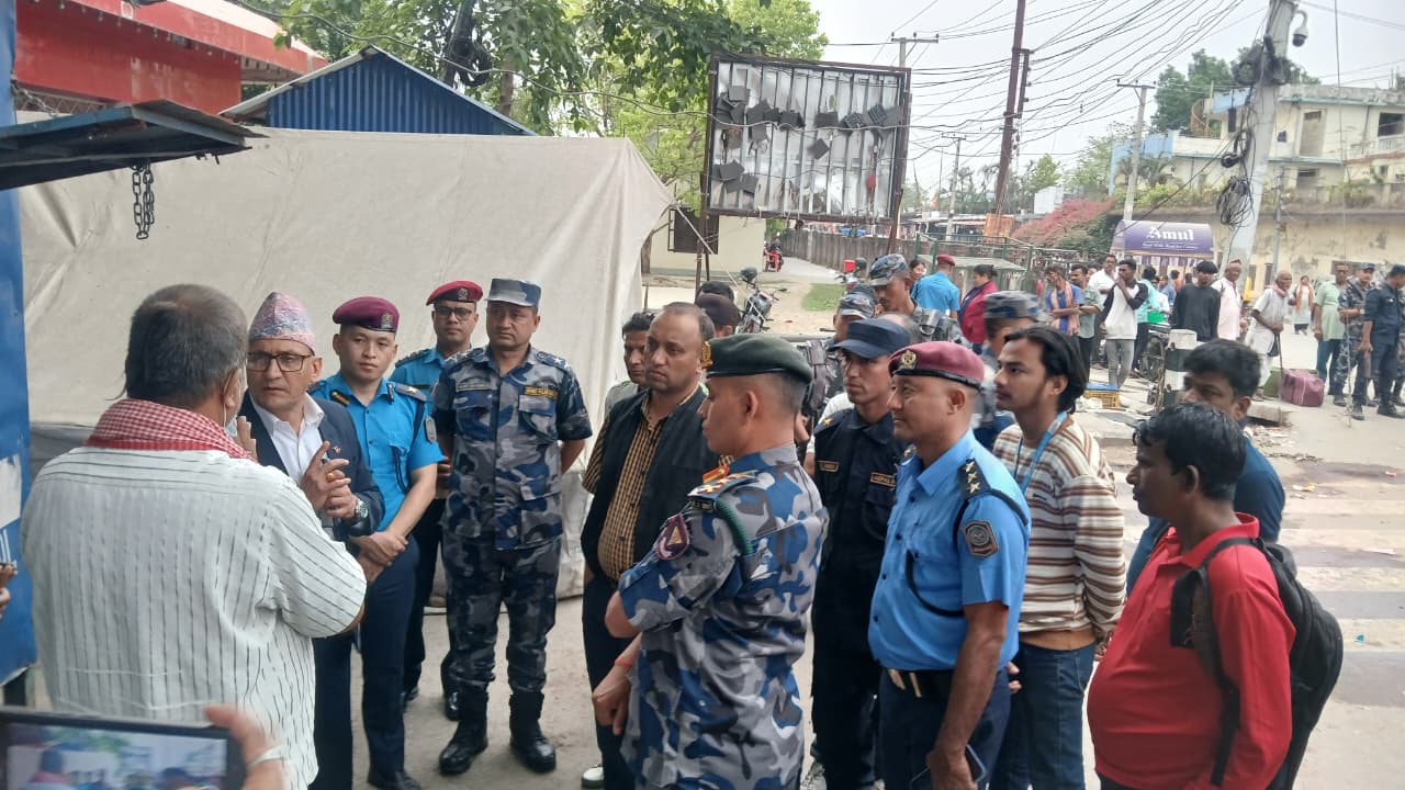 <span class='c1'>सीमा क्षेत्रमा तस्करका जुक्ति :</span> <span class='c2'>विराटनगरका घरमा प्रवेश–भारतको भूमिमा पाइला</span>