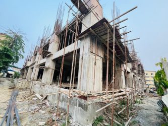 <span class='c1'>कोशी अस्पताल विराटनगरमा दुई अर्ब १५</span> <span class='c2'>करोडको मेडिकल भवनको काम धमाधम</span>