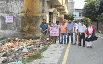 <span class='c1'>विराटनगरमा जथाभावी फोहोर नफाल्न आग्रह</span> <span class='c2'>गर्दै युवाले टाँस्न थाले पोस्टर</span>