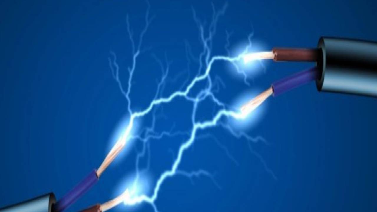 <span class='c1'>सर्लाहीमा करेन्ट लागेर ५</span> <span class='c2'>वर्षीय बालकको मृत्यु</span>