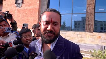 <span class='c1'>सांसदहरुले भने : दलितहरुप्रतिको</span> <span class='c2'>क्षमायाचना ऐतिहासिक काम हो</span>