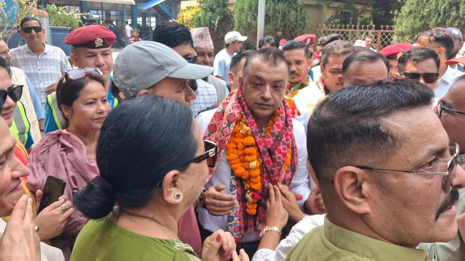 <span class='c1'>कोशी प्रदेश सरकार फेरबदल</span> <span class='c2'>हुनसक्ने सभापति थापाको संकेत</span>