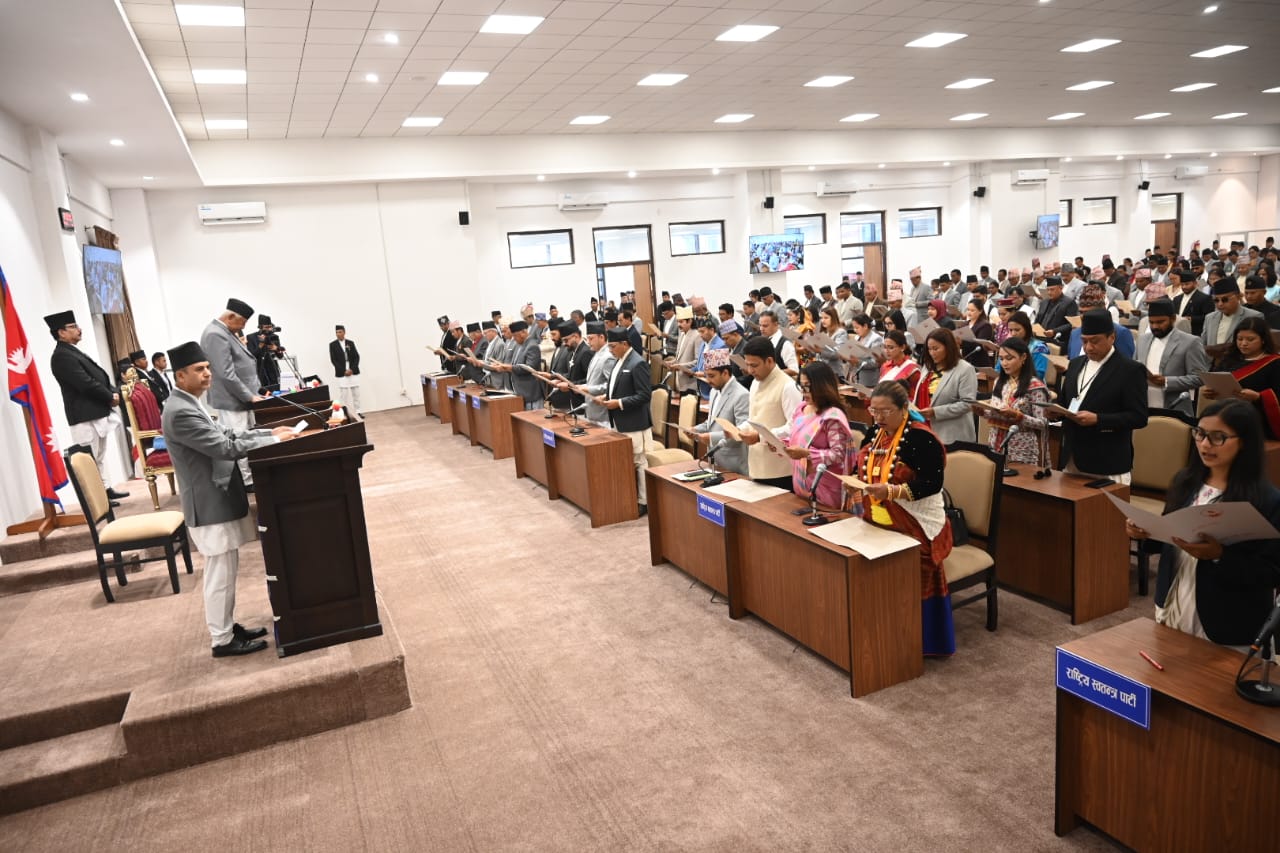 <span class='c1'>आज प्रतिनिधि सभाको सभामुखका</span> <span class='c2'>लागि उम्मेदवारी दर्ता हुँदै</span>