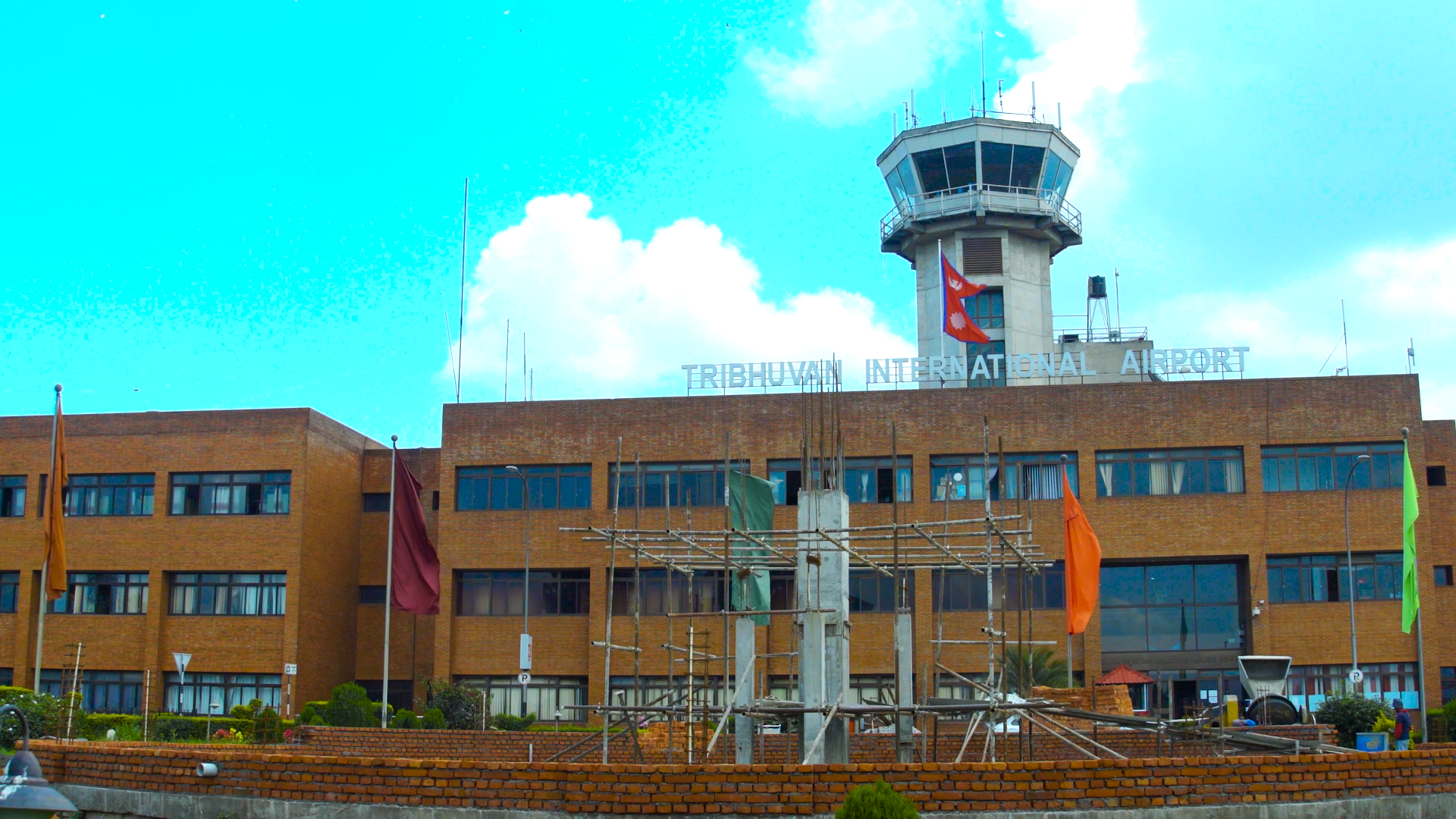 <span class='c1'>विमानस्थल सुधार अभियान : अभियानमै</span> <span class='c2'>सीमित कि दीर्घकालीन रूपान्तरण ?</span>