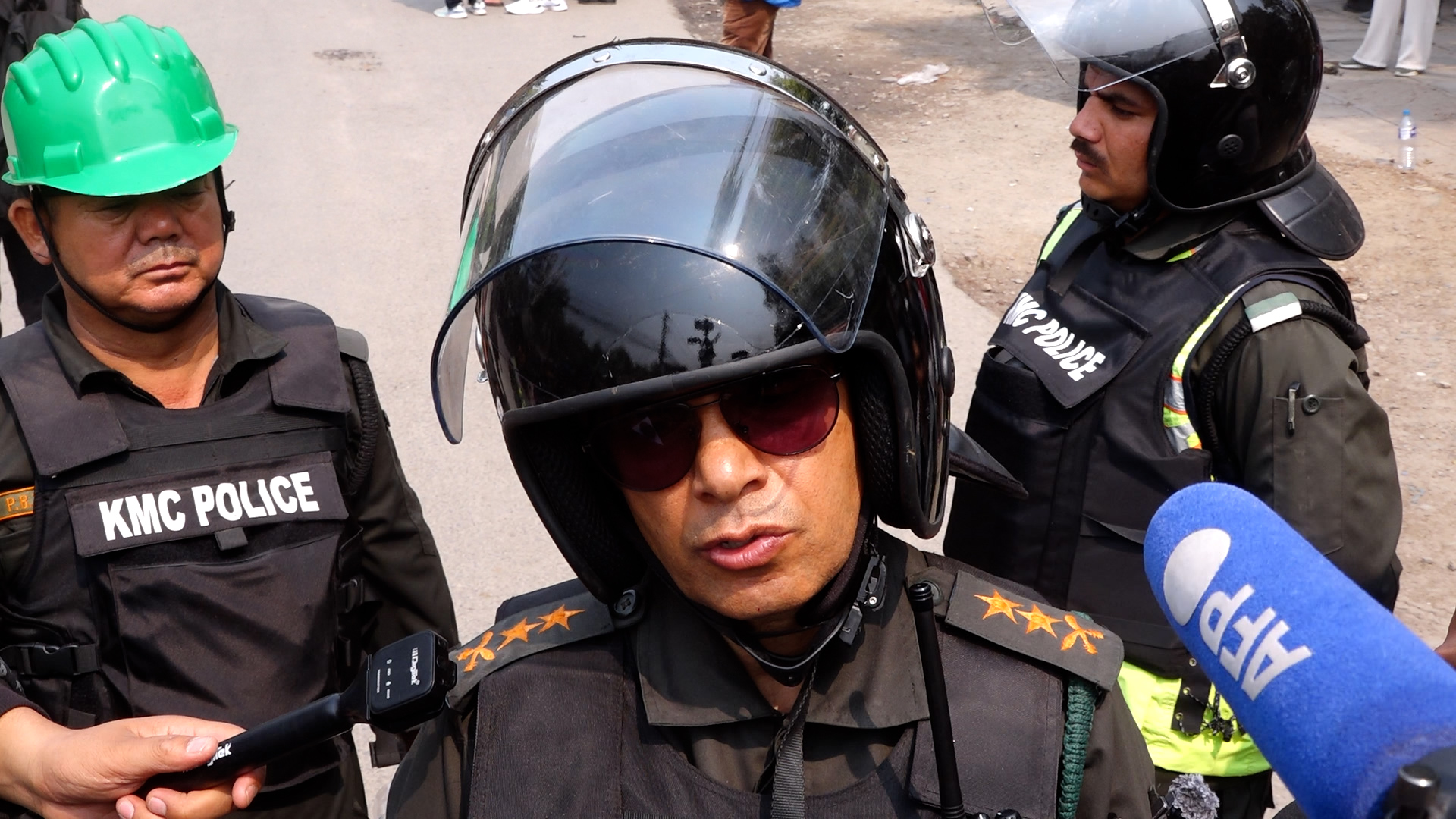 <span class='c1'>वास्तविक बसोबासविहीन व्यक्ति फेला नपरेको</span> <span class='c2'>नगर प्रहरी प्रमुख जोशीको दाबी</span>