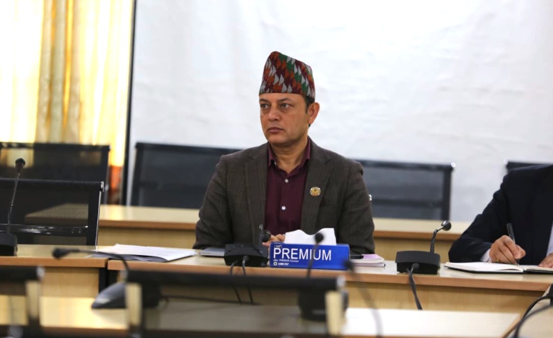 <span class='c1'>सांसदले उठाए कूटनीतिक राहदानीको</span> <span class='c2'>माग, सभामुखले गरे छलफल</span>