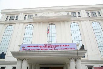 <span class='c1'>प्रधानमन्त्री र मन्त्रीहरूको</span> <span class='c2'>सम्पत्ति विवरण सार्वजनिक</span>