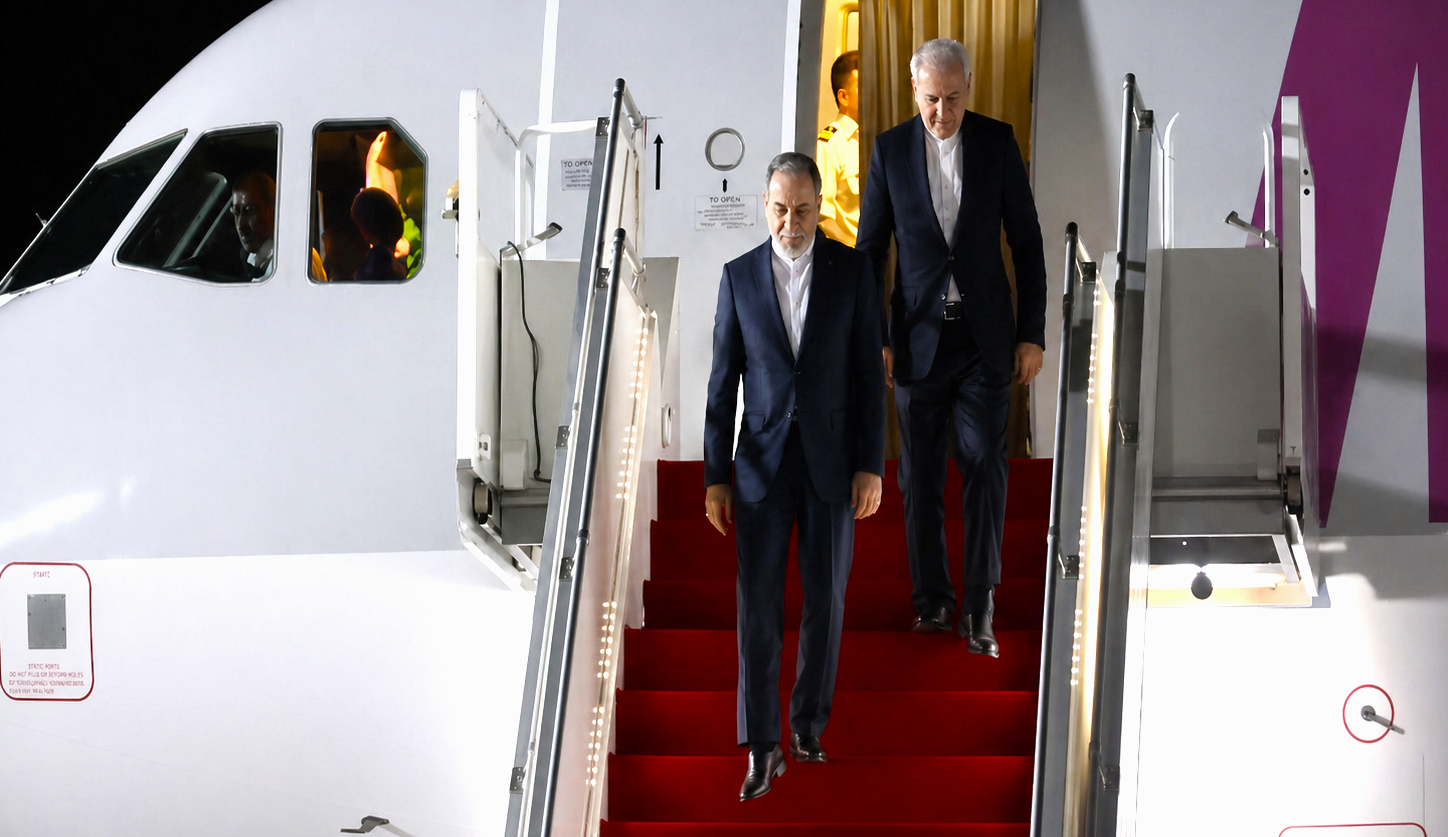 <span class='c1'>इरान र अमेरिकाबीच वार्ताको</span> <span class='c2'>प्रयासः इरानी विदेशमन्त्री पाकिस्तानमा</span>