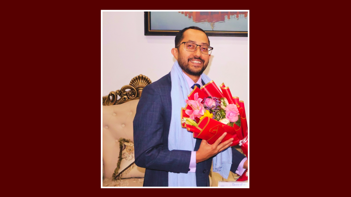 <span class='c1'>डेपुटी गभर्नर पण्डितको सम्पत्ति सार्वजनिक :</span> <span class='c2'>३ करोडको जग्गा, २० तोला सुन</span>