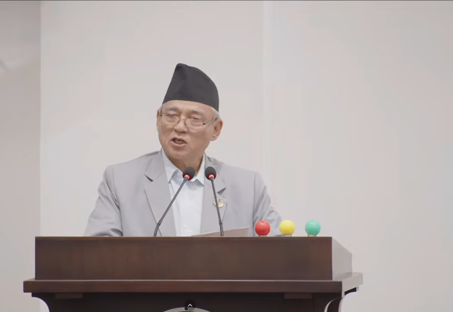 <span class='c1'>देश जलाउनेहरूलाई महानायक बनाइयो</span> <span class='c2'>: रामबहादुर थापा (बादल)</span>