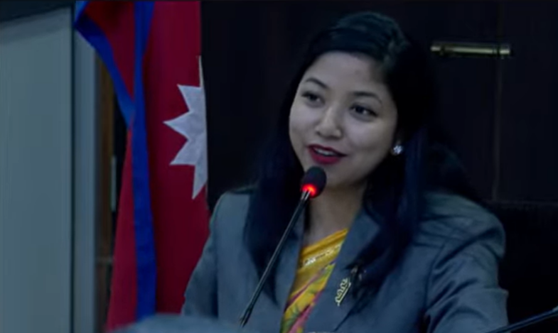 <span class='c1'>इन्धन आपूर्तिमा सम्भावित चुनौती सवारी साधन</span> <span class='c2'>प्रयोगमा संयम अपनाउनुपर्छ : डंगोल</span>