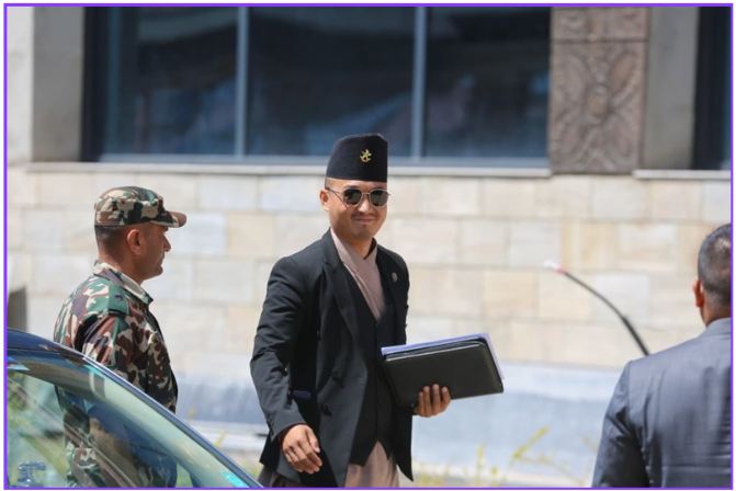 <span class='c1'>गृहमन्त्री सुधन गुरुङको पहिलो साता :</span> <span class='c2'>धमाधम गिरफ्तारी र आक्रामक शैलीले तरंग</span>