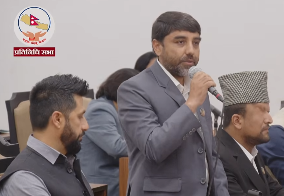 <span class='c1'>सदनमा अनुहार मात्र परिवर्तन नभई काम गर्ने शैली</span> <span class='c2'>र परिणाम पनि परिवर्तन गर्नुपर्छ : सांसद बुर्लाकोटी</span>